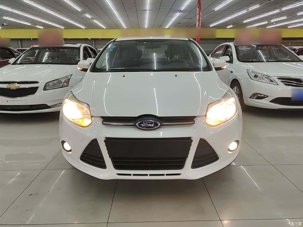 Ford Focus, 2014 3