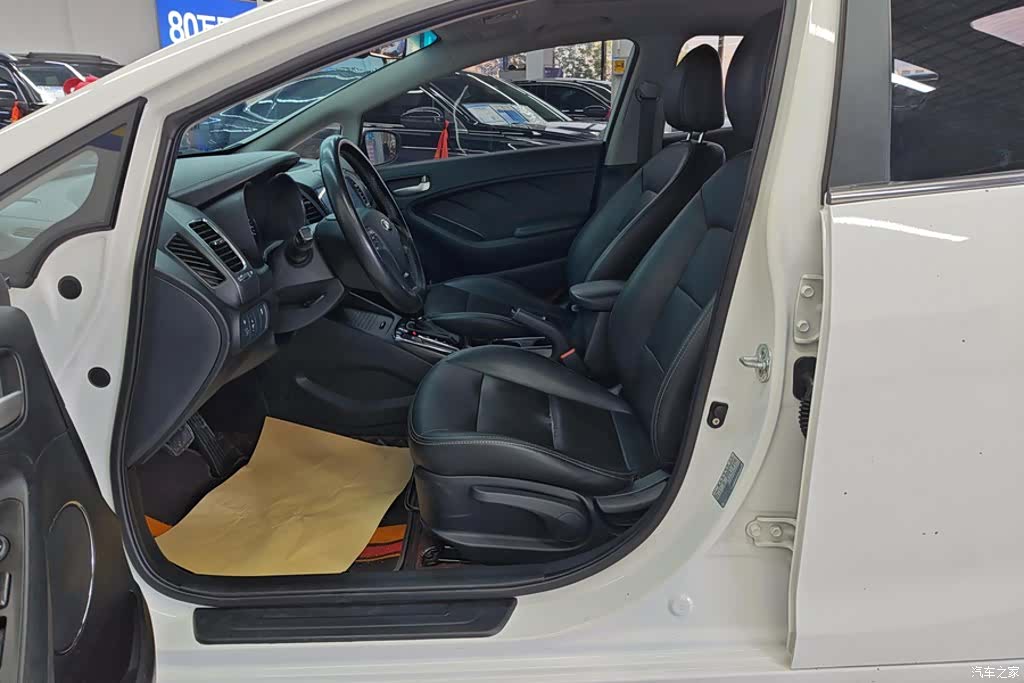 Kia K3, 2016 9