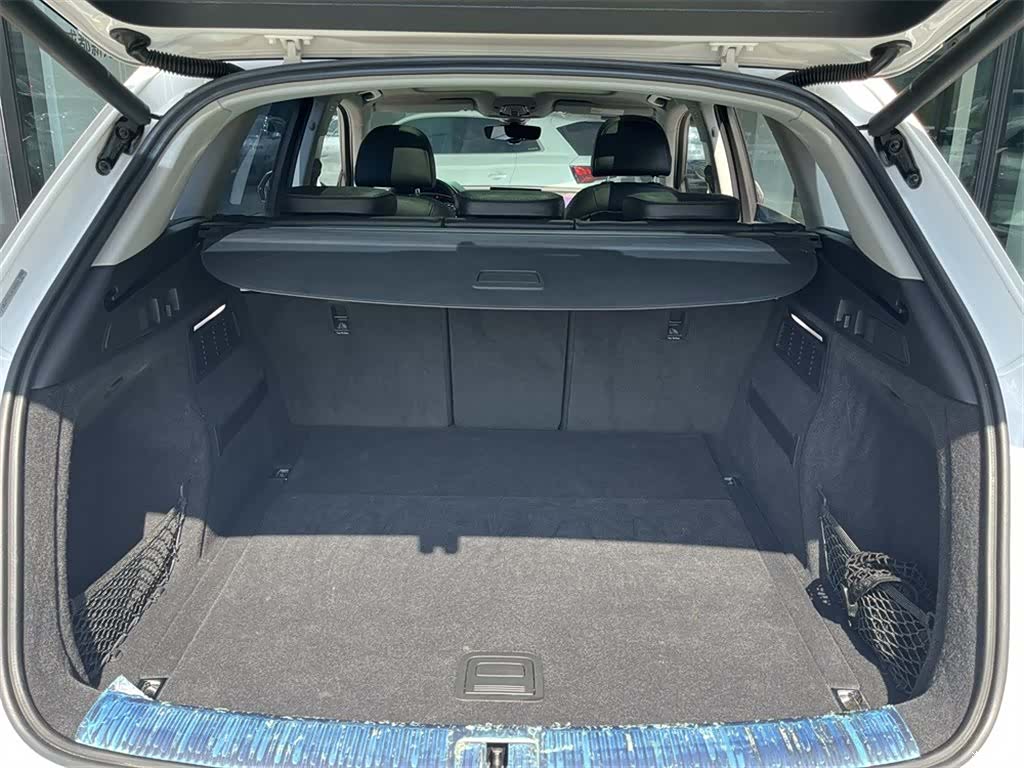 Audi Q5L, 2020 9