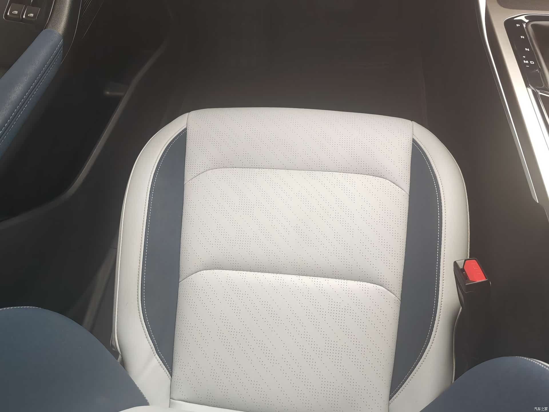 Geely Emgrand, 2022 7