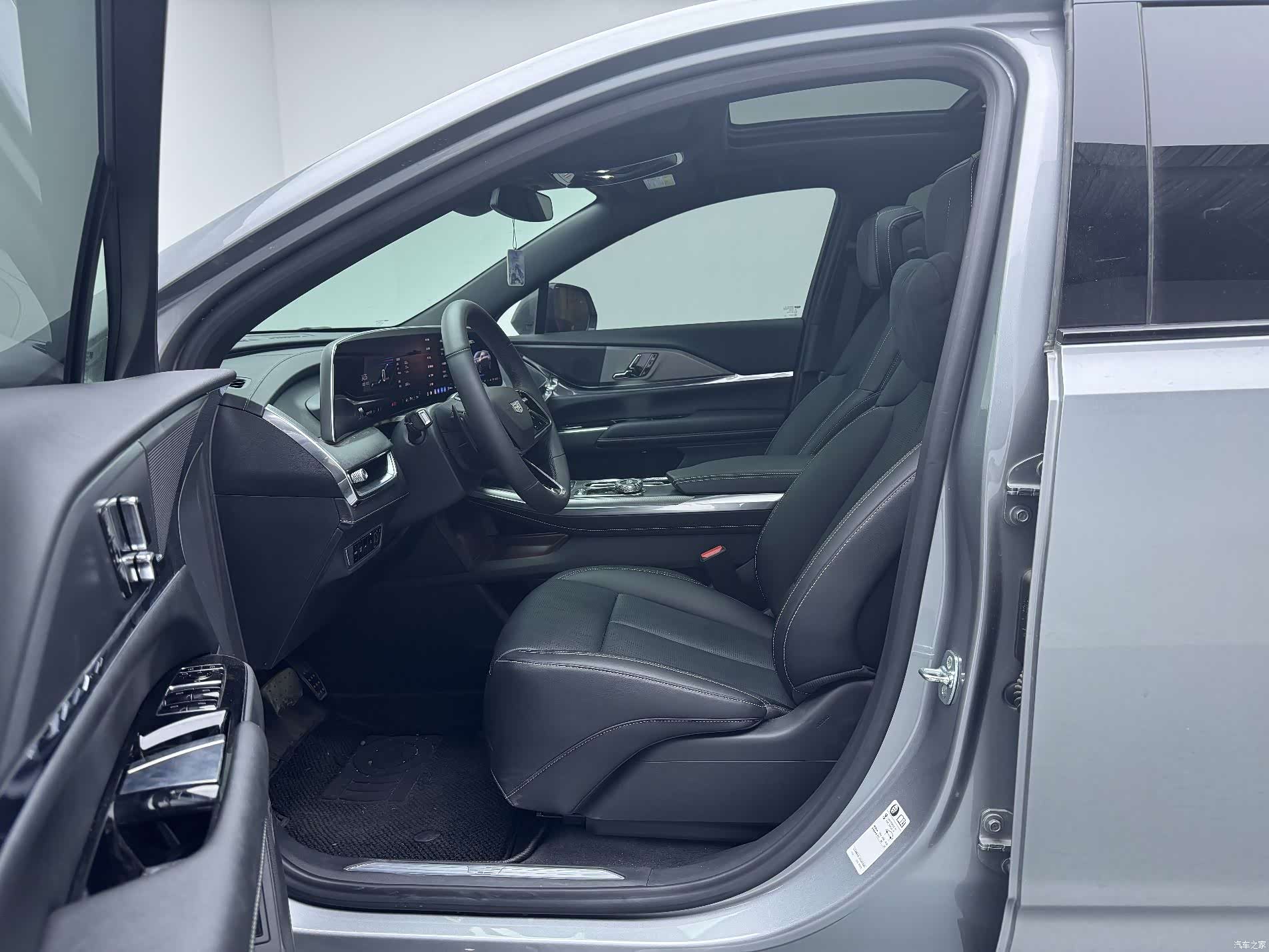 Cadillac XT5, 2024 8
