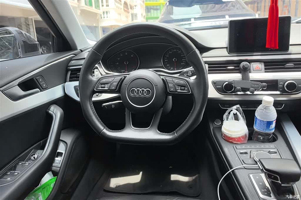 Audi A4L, 2019 15