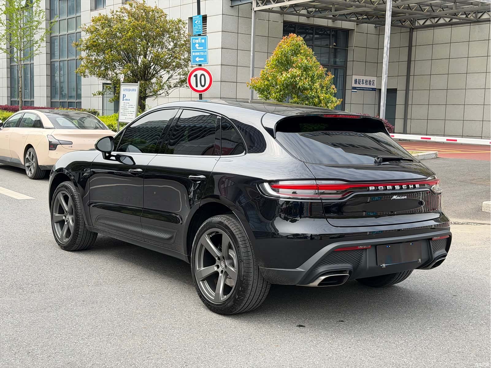 Porsche Macan, 2026 8