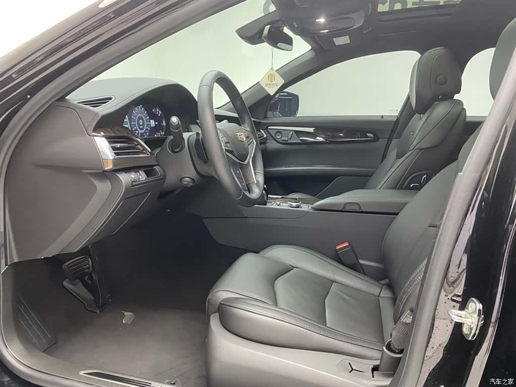 Cadillac CT6, 2023 17