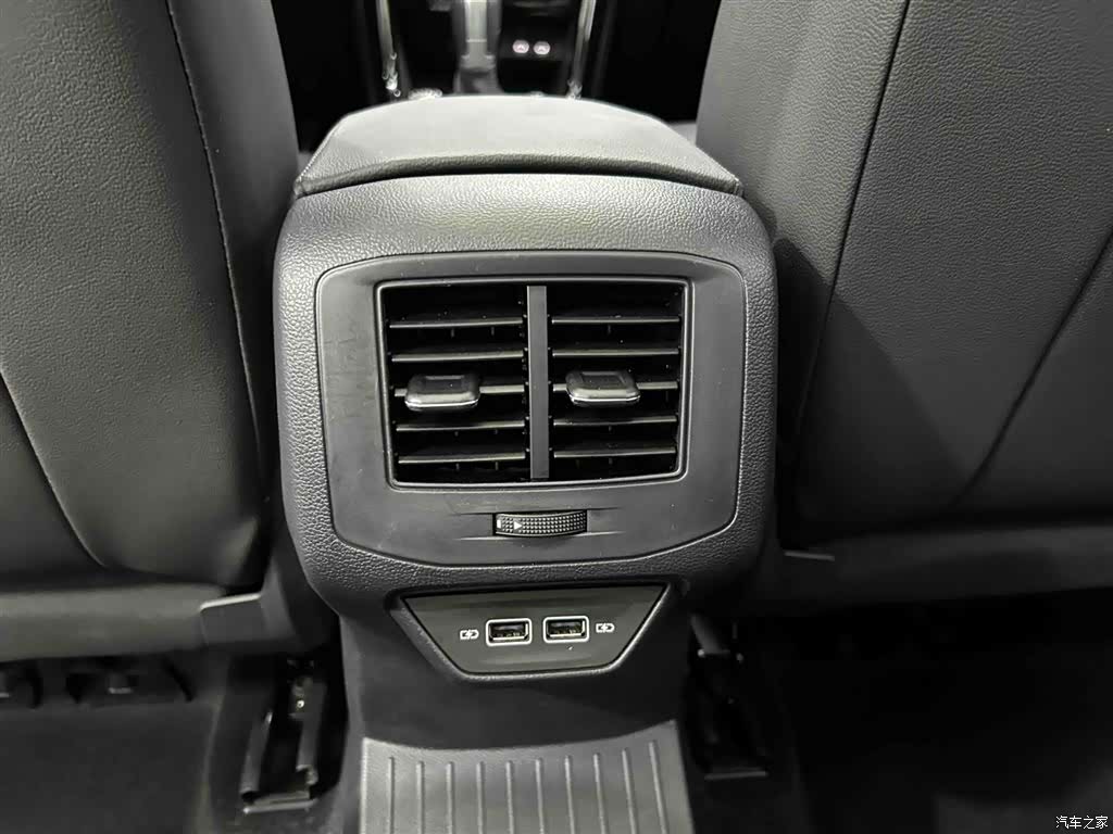 Volkswagen T-ROC, 2022 16