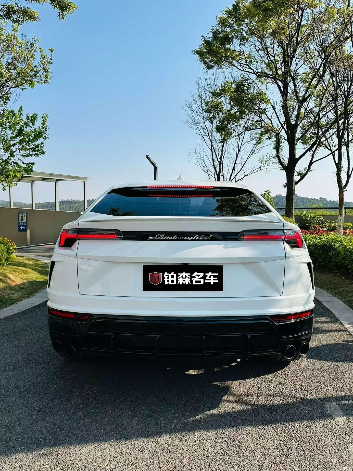 Lamborghini Urus, 2021 4