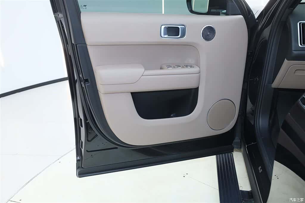 Li Auto L9, 2025 35