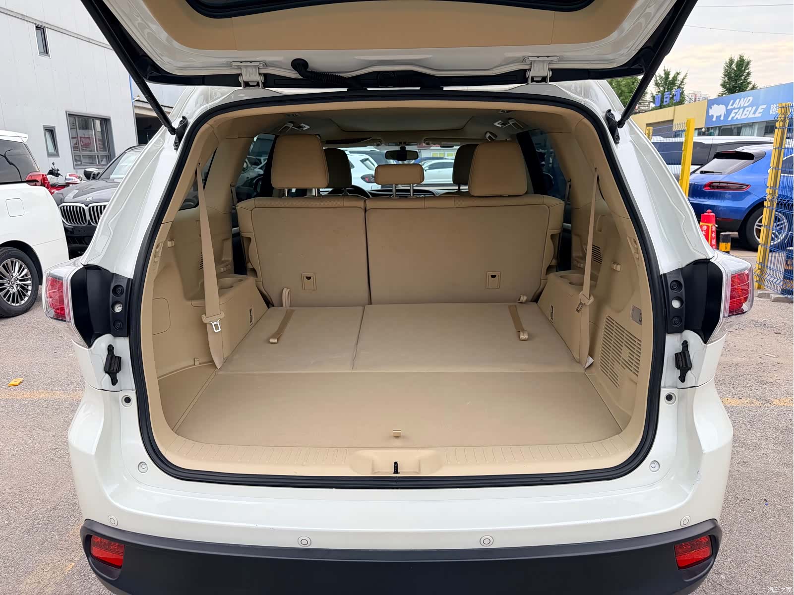 Toyota Highlander, 2016 все фото