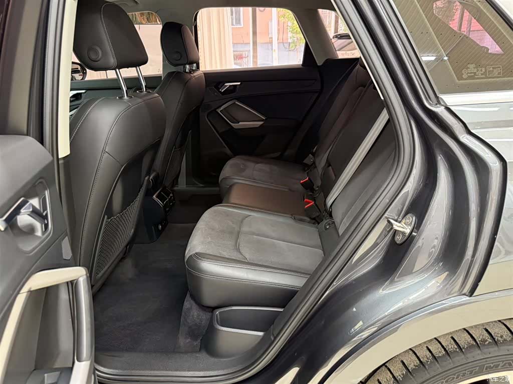 Audi Q3, 2023 18