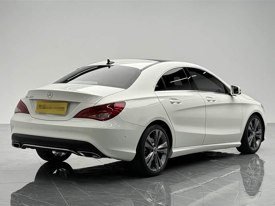 Mercedes-Benz CLA