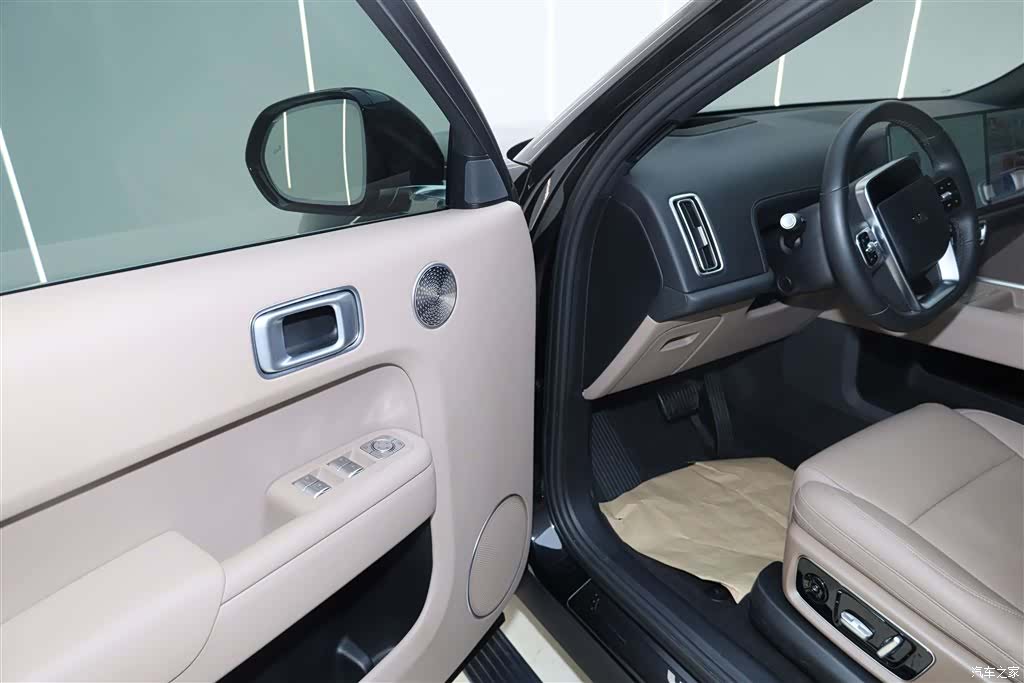 Li Auto L9, 2025 33