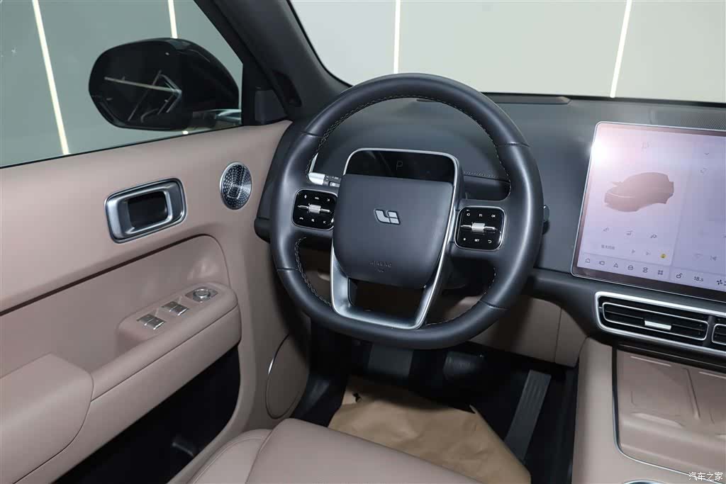 Li Auto L9, 2025 28