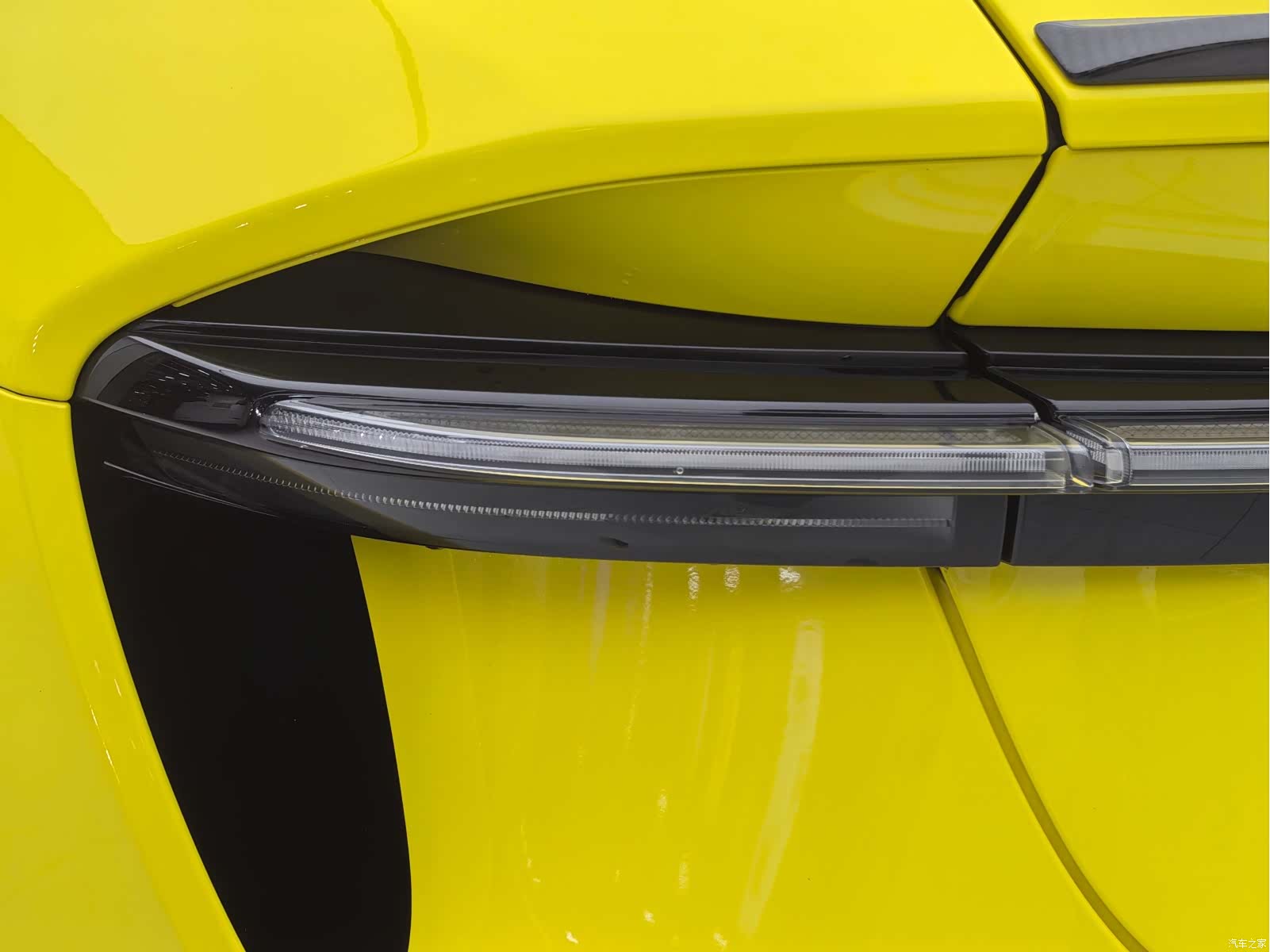 Lotus ELETRE, 2023 7