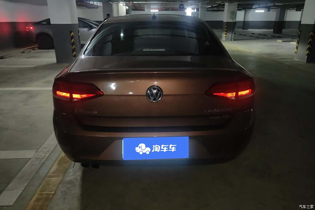 Volkswagen Lamando, 2016 4