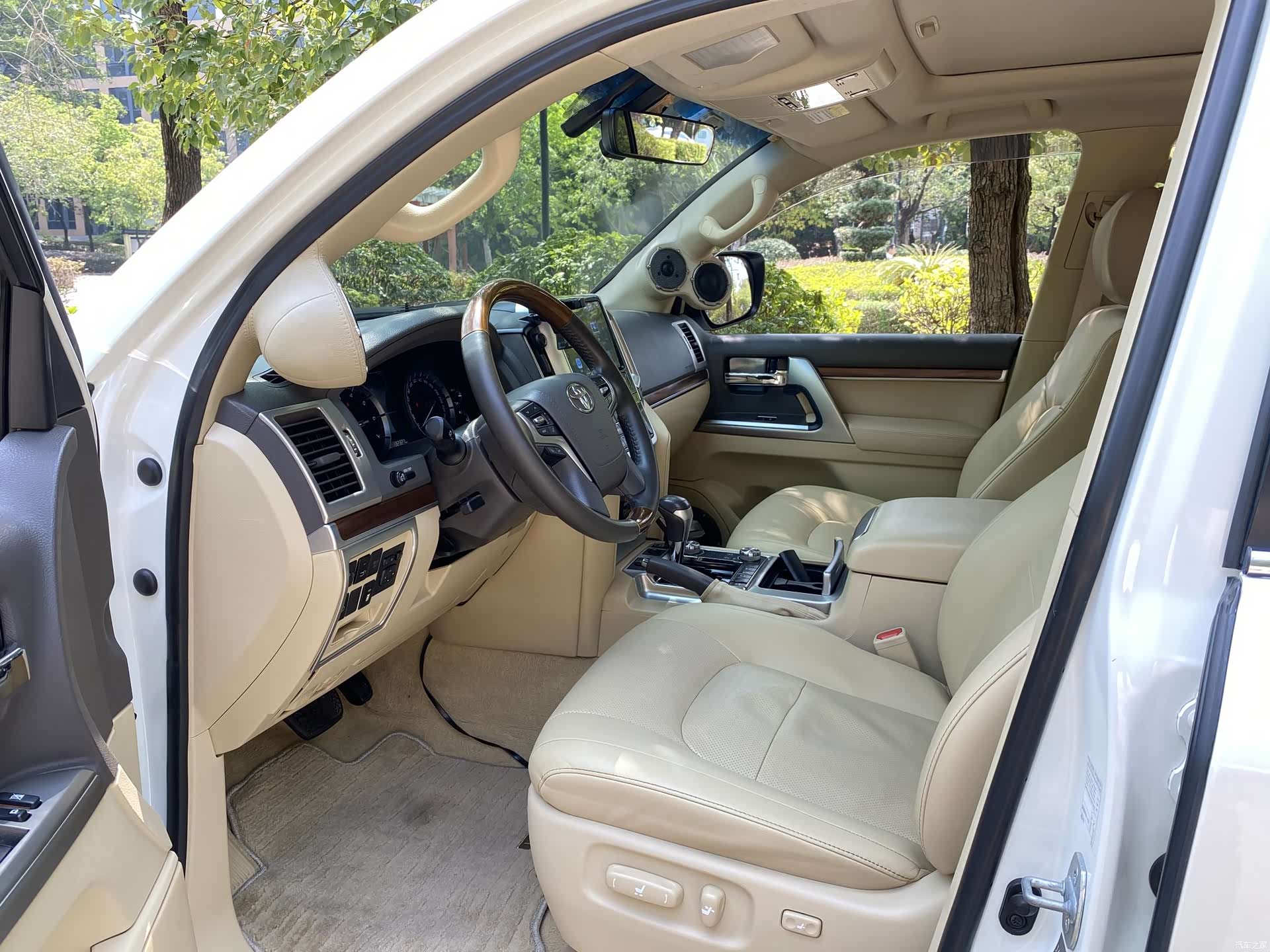 Toyota Land Cruiser, 2017 4