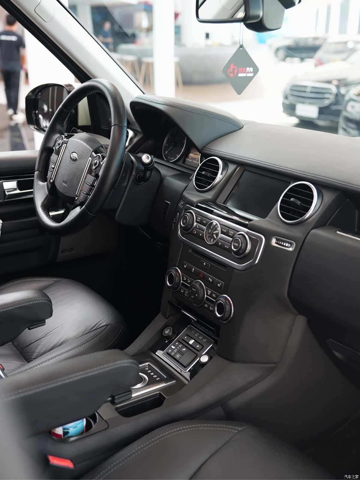 Land Rover Discovery, 2014 9