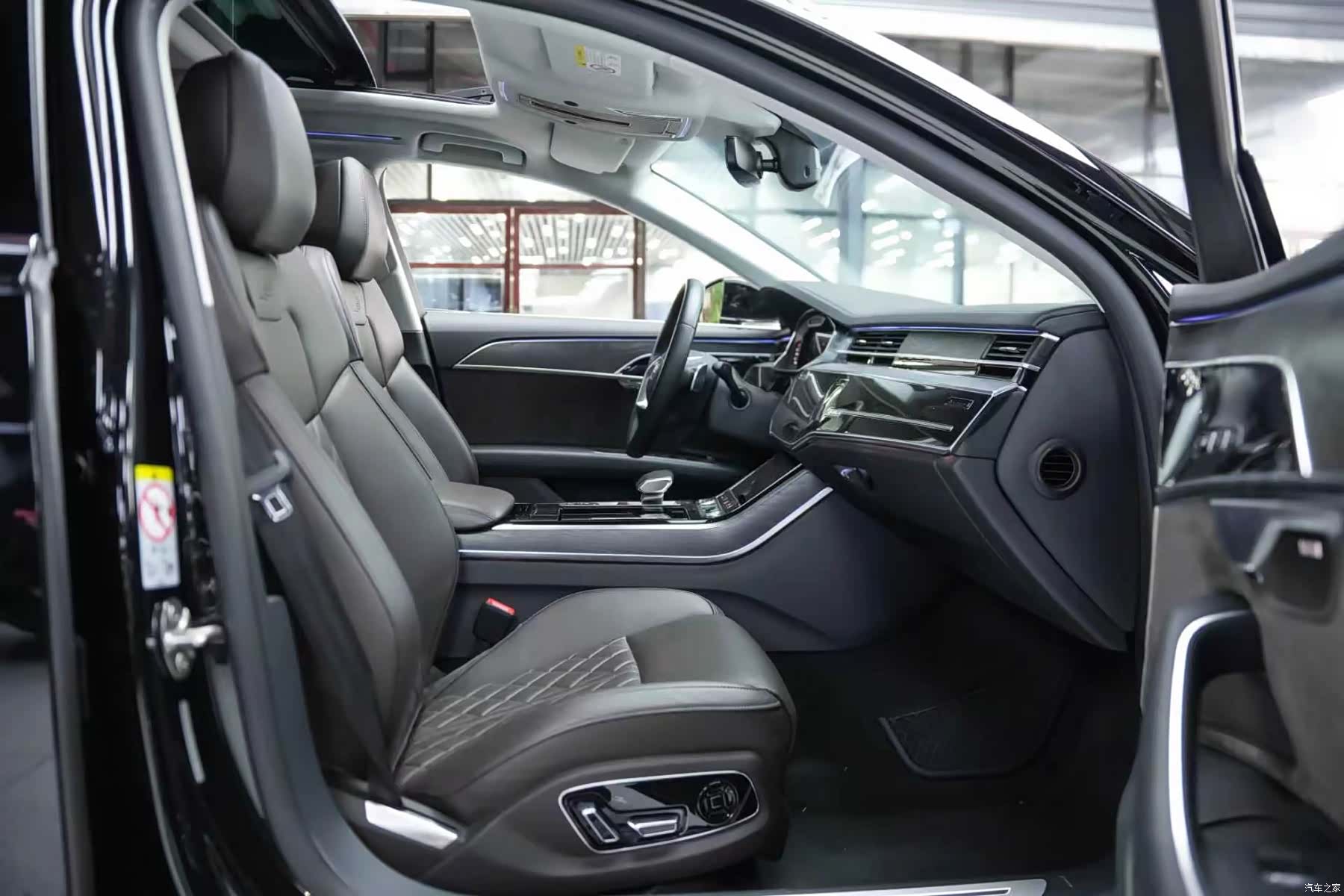 Audi A8L, 2021 4