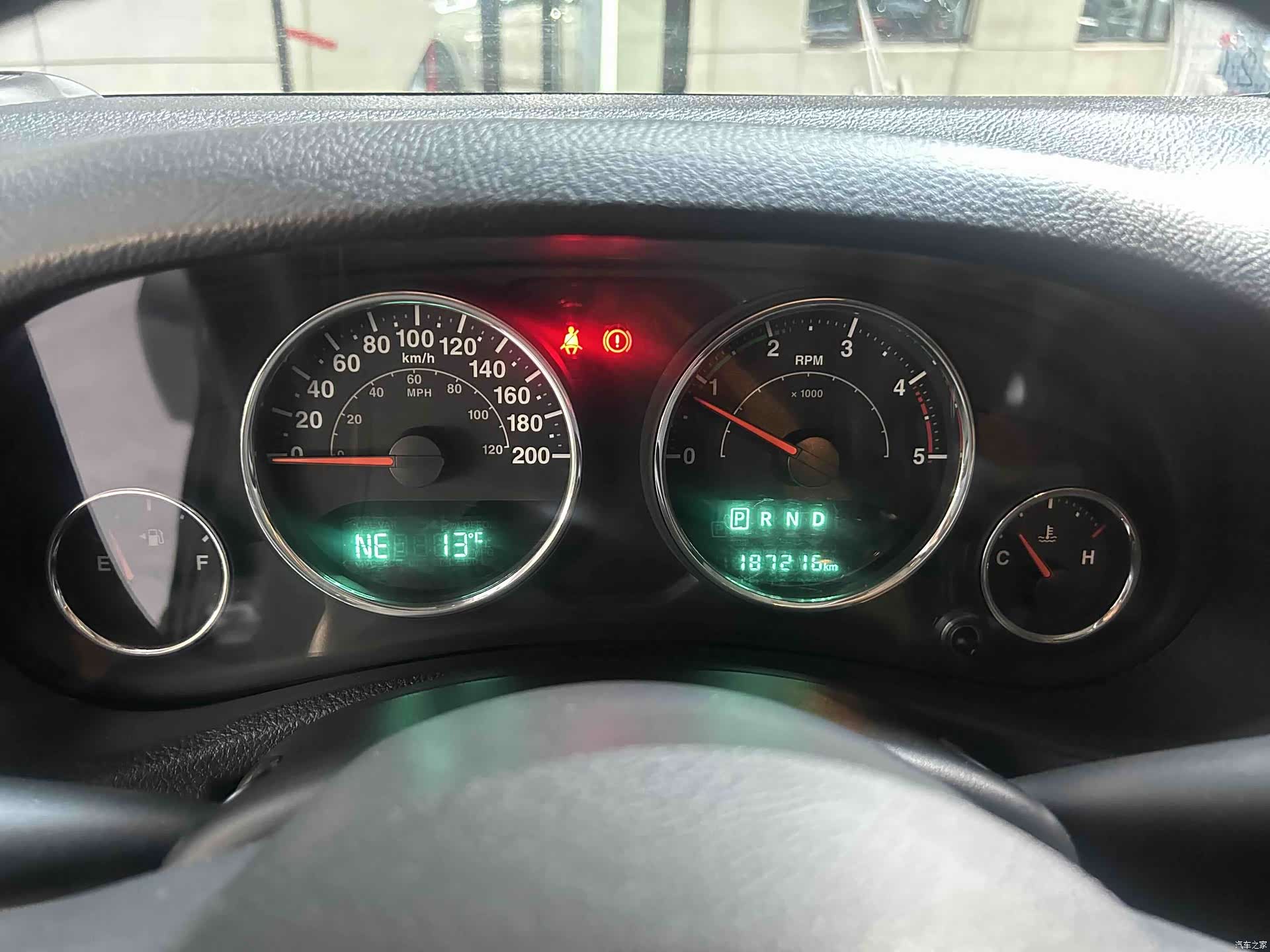 Jeep Wrangler, 2015 12