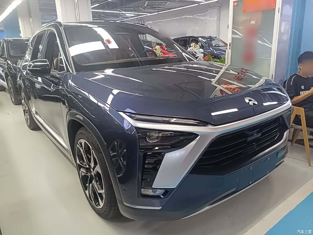 NIO ES8, 2021 4