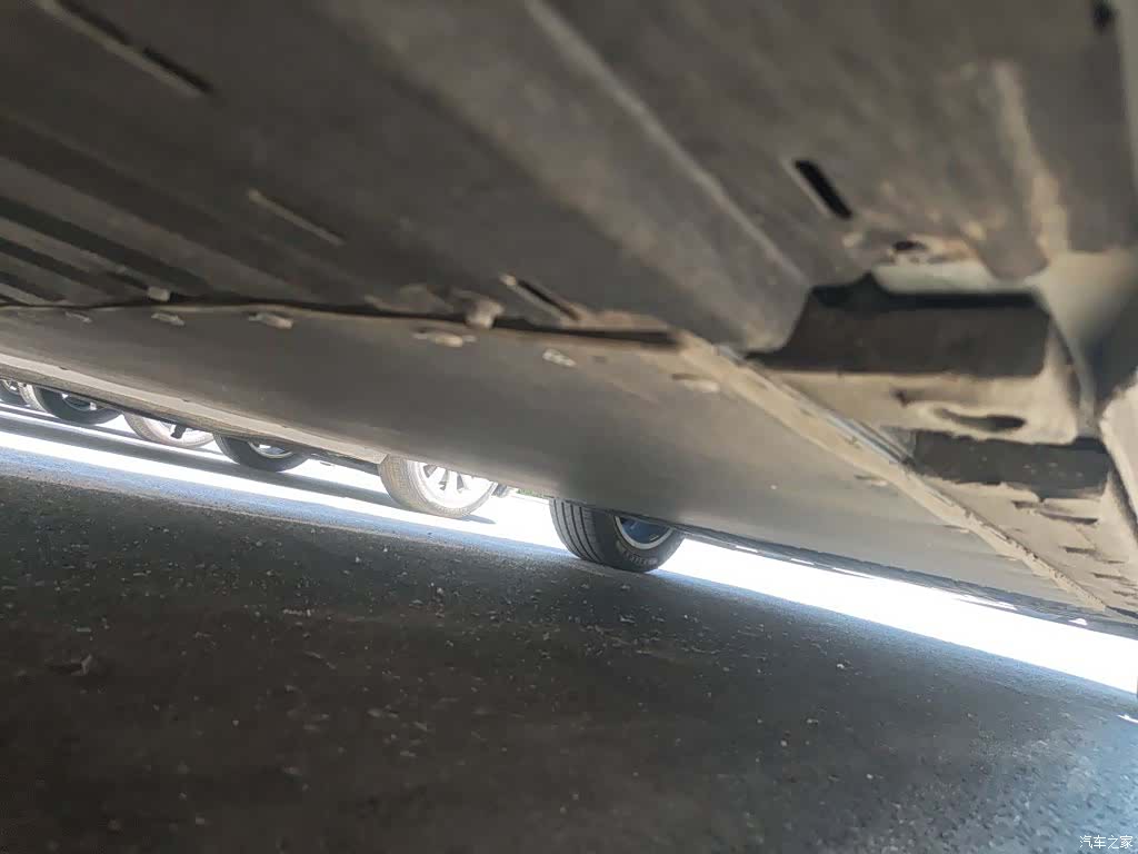 Geely Galaxy E5, 2025 17