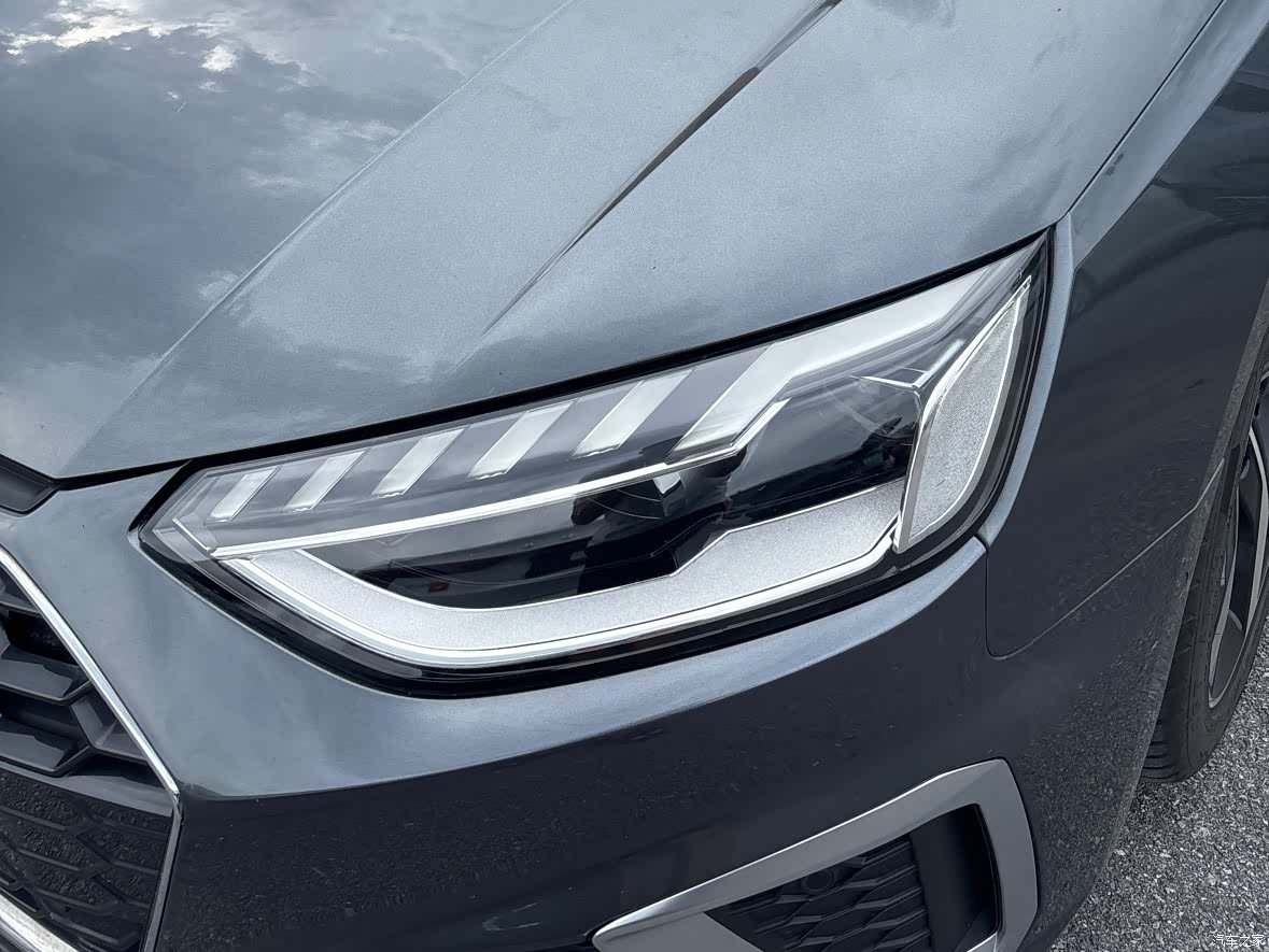 Audi A4L, 2022 7