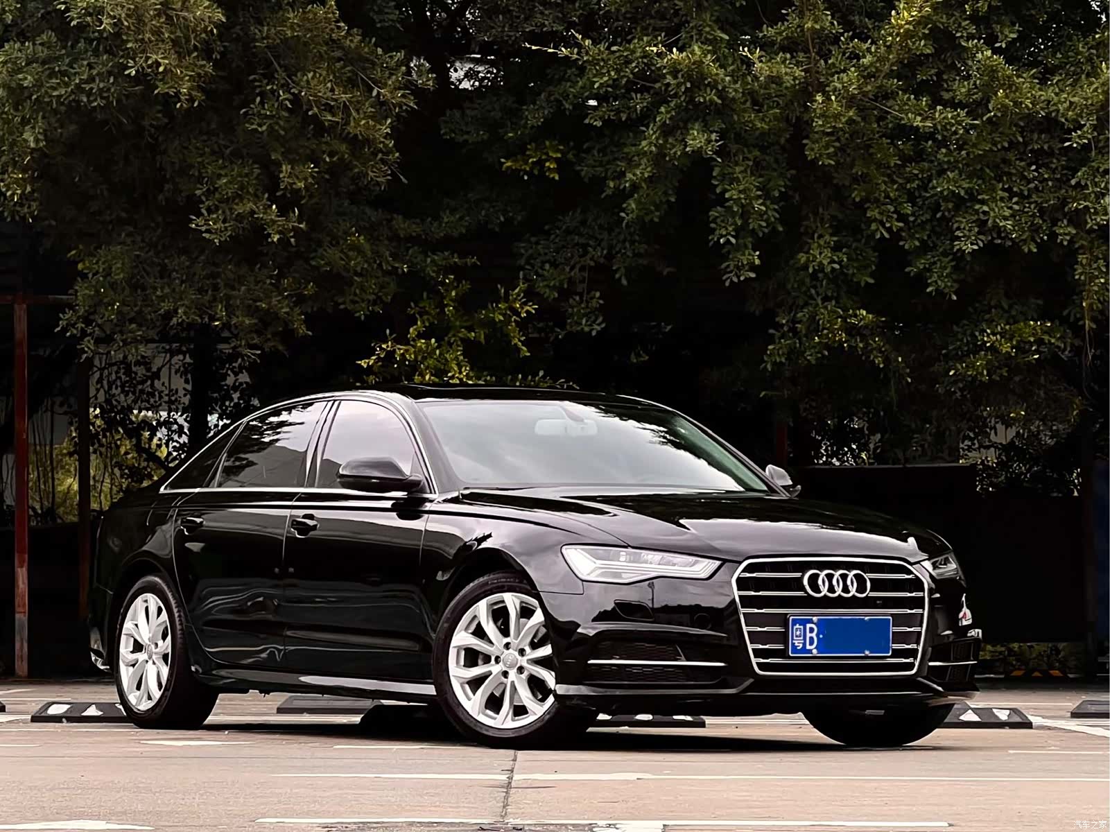Audi A6L, 2018 3