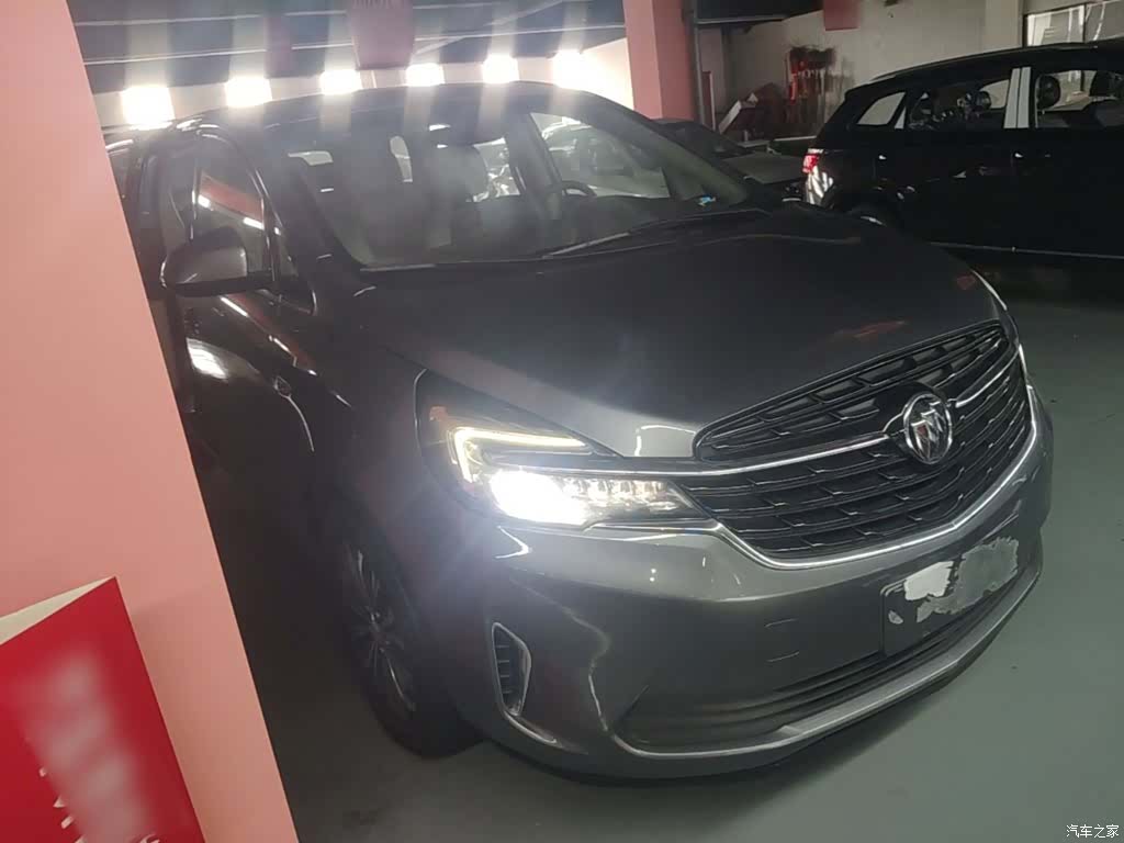 Buick GL8, 2020 4