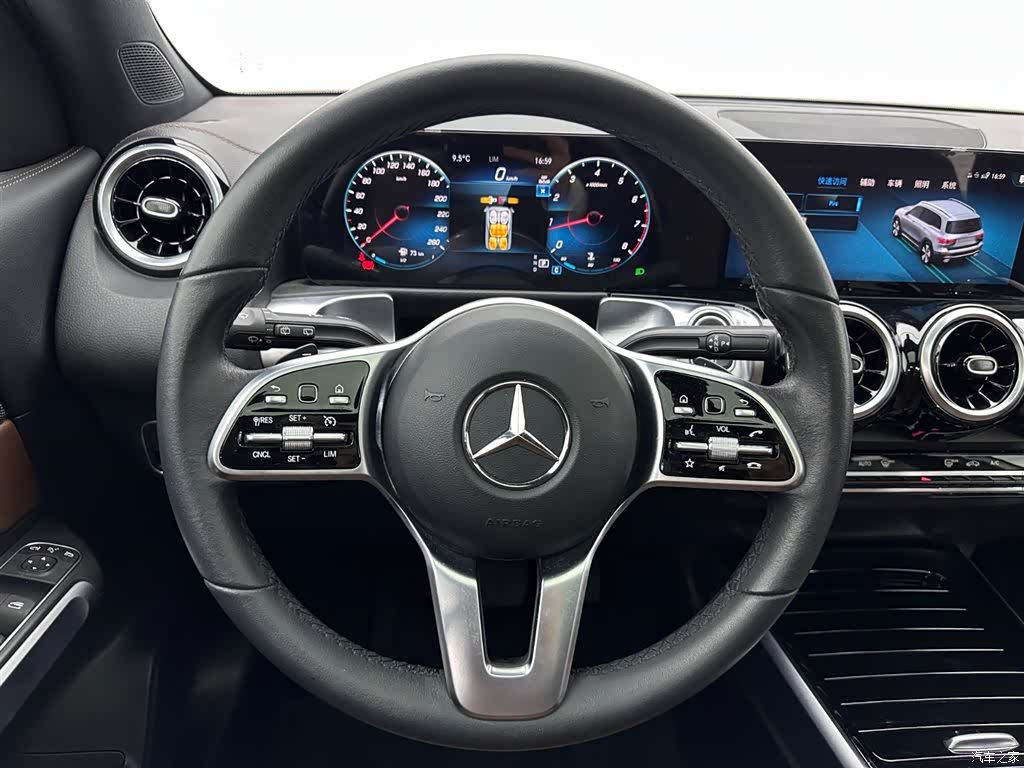 Mercedes-Benz GLB, 2023 9