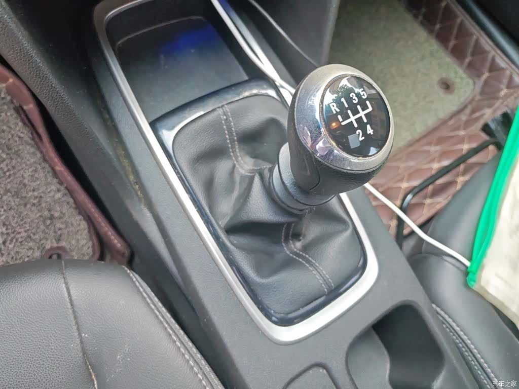 Chevrolet 320, 2018 7