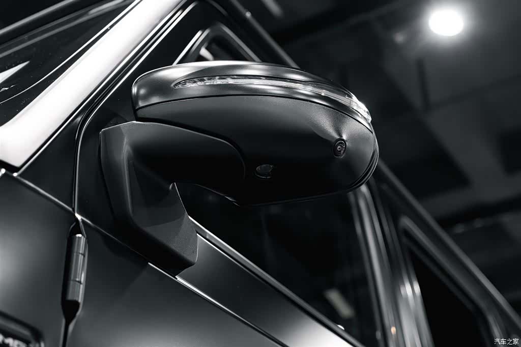 Mercedes-Benz G-Class, 2026 9
