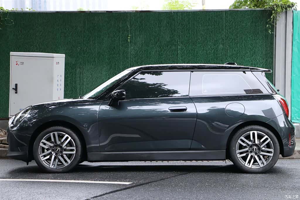 Mini Cooper, 2025 24