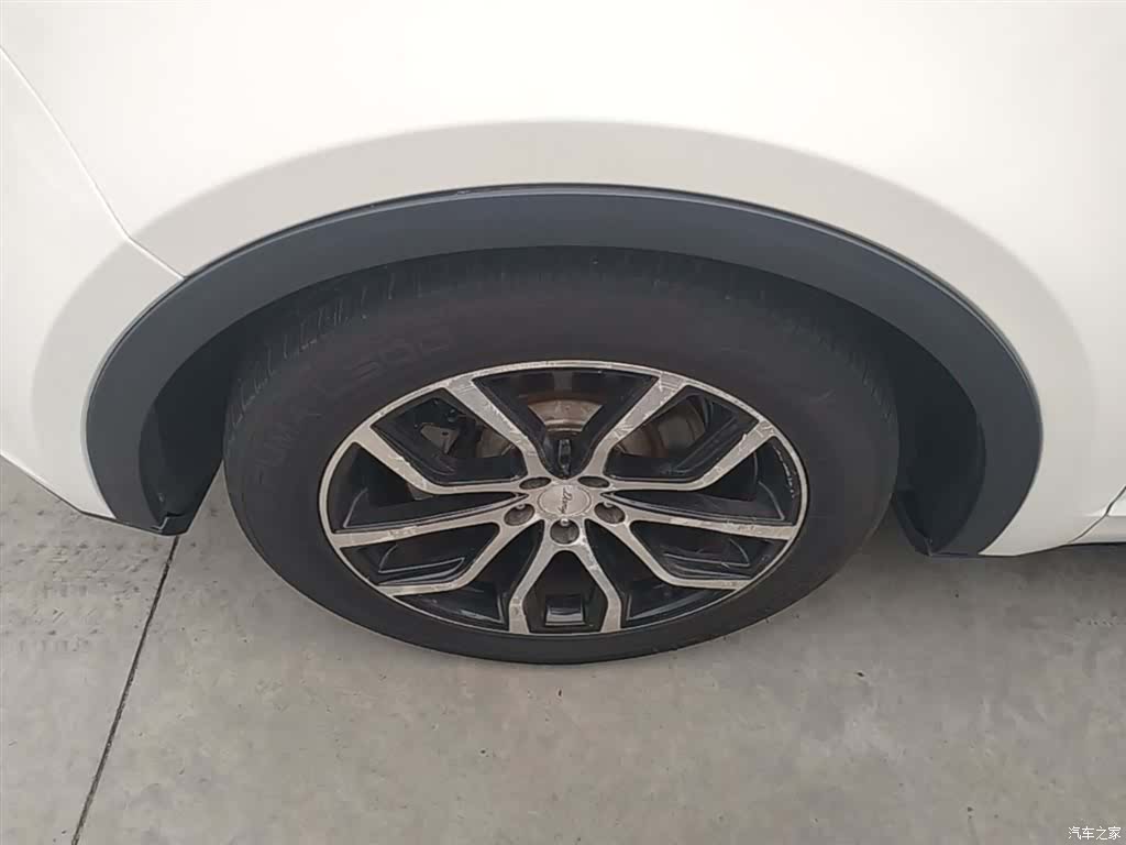 Zotye X7, 2018 23