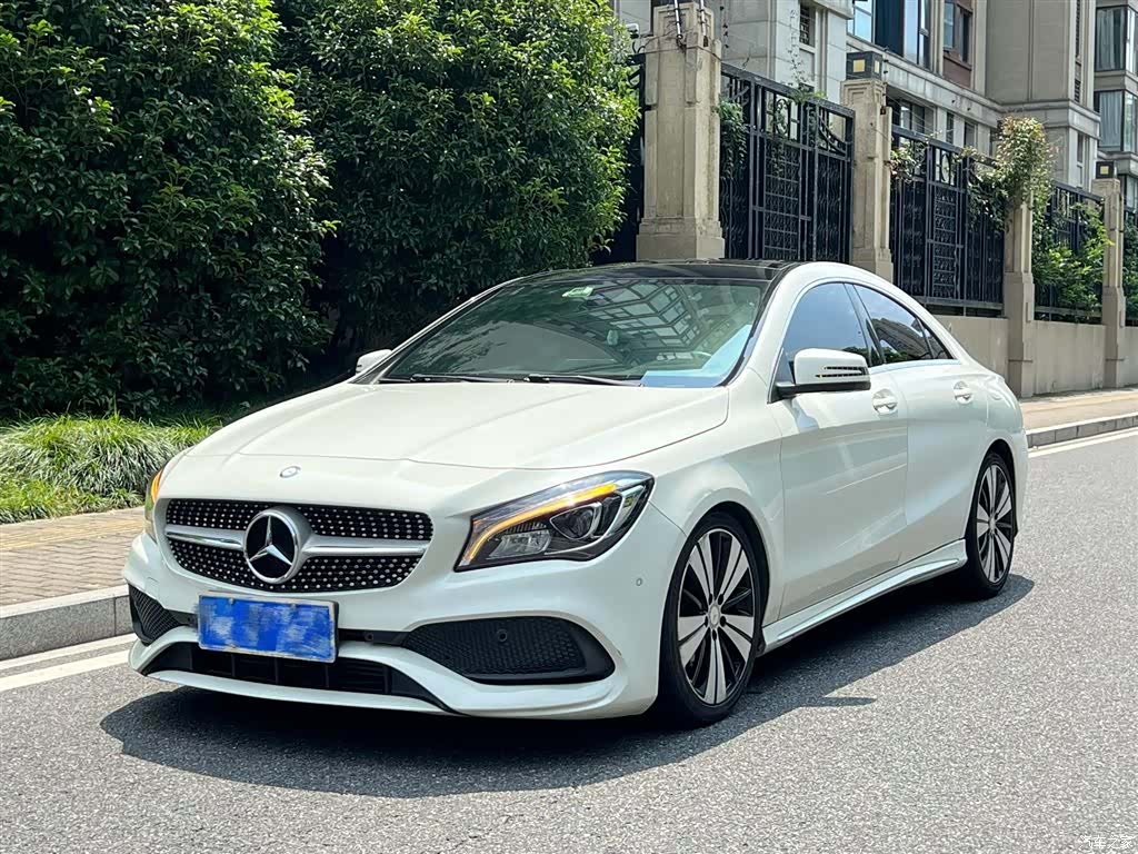 Mercedes-Benz CLA