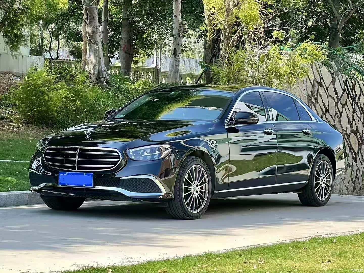 Mercedes-Benz E-Class, 2023 1