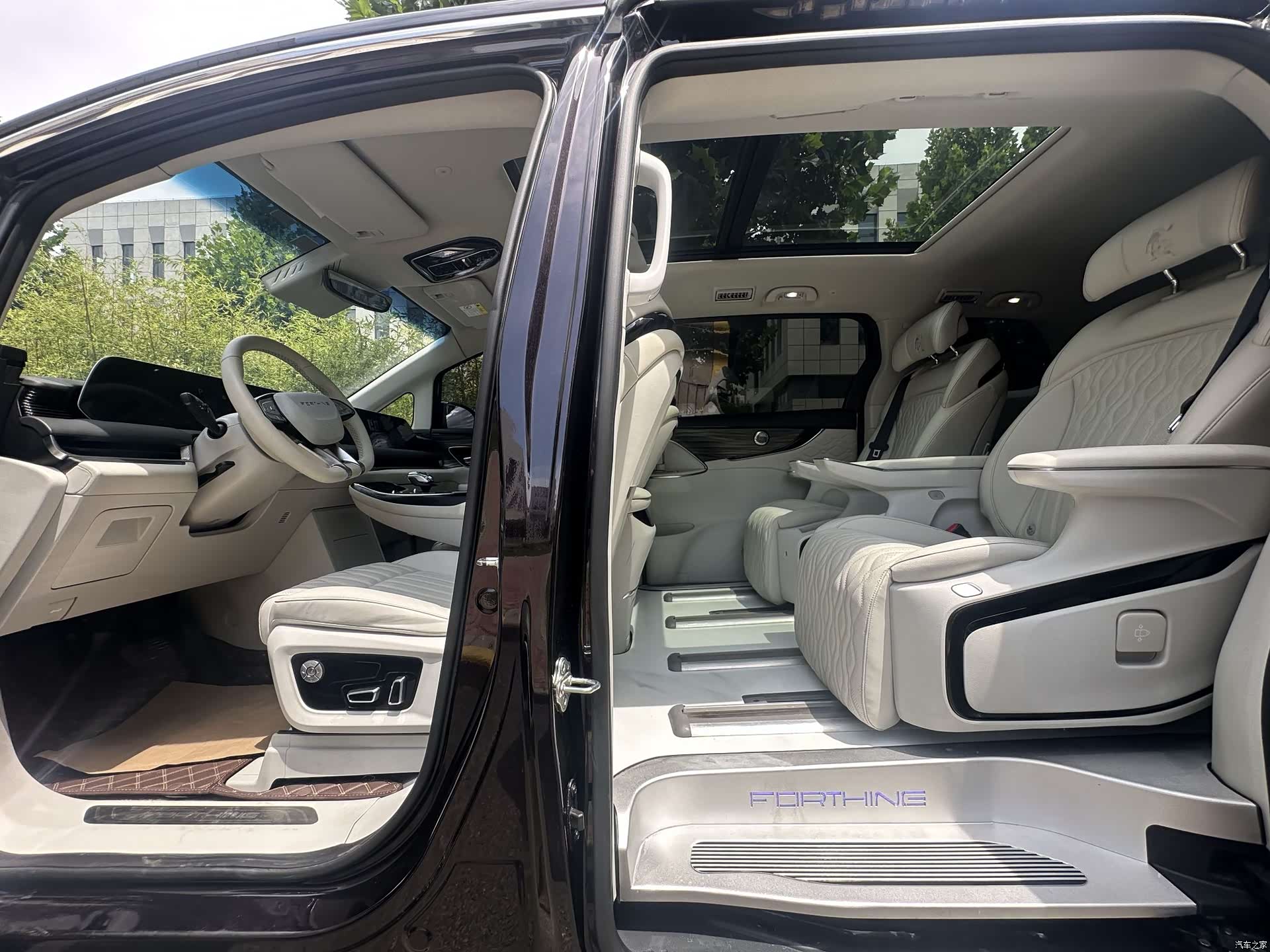 DongFeng V9, 2024 10