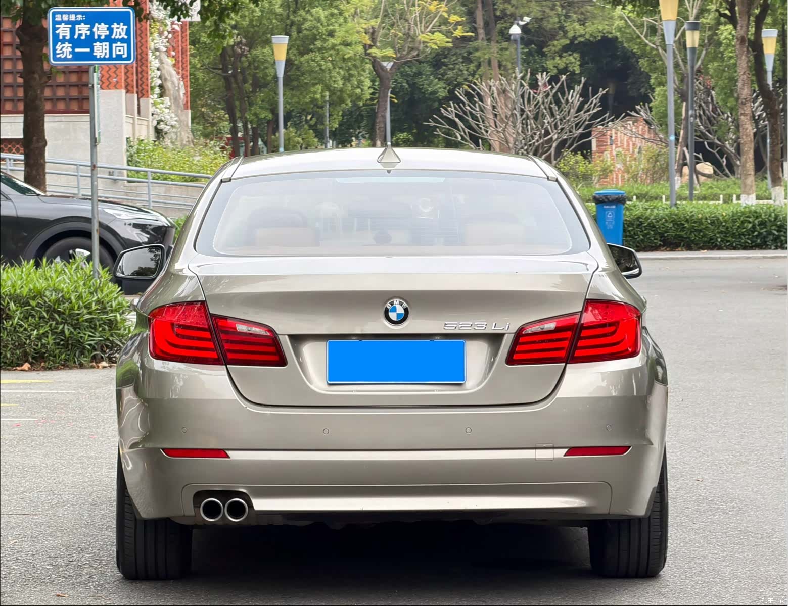 BMW 5 Series, 2010 4
