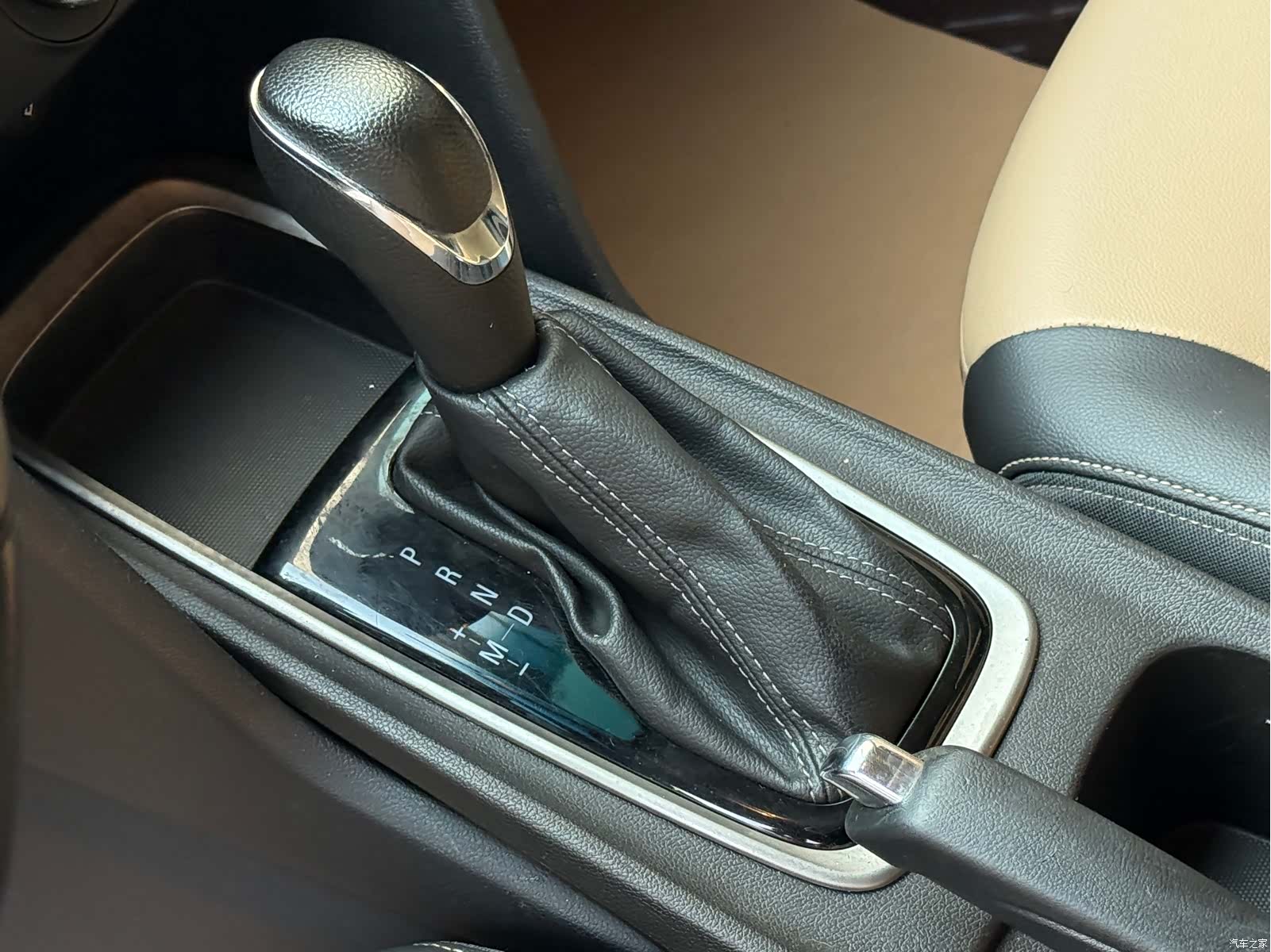 Chevrolet 320, 2022 7