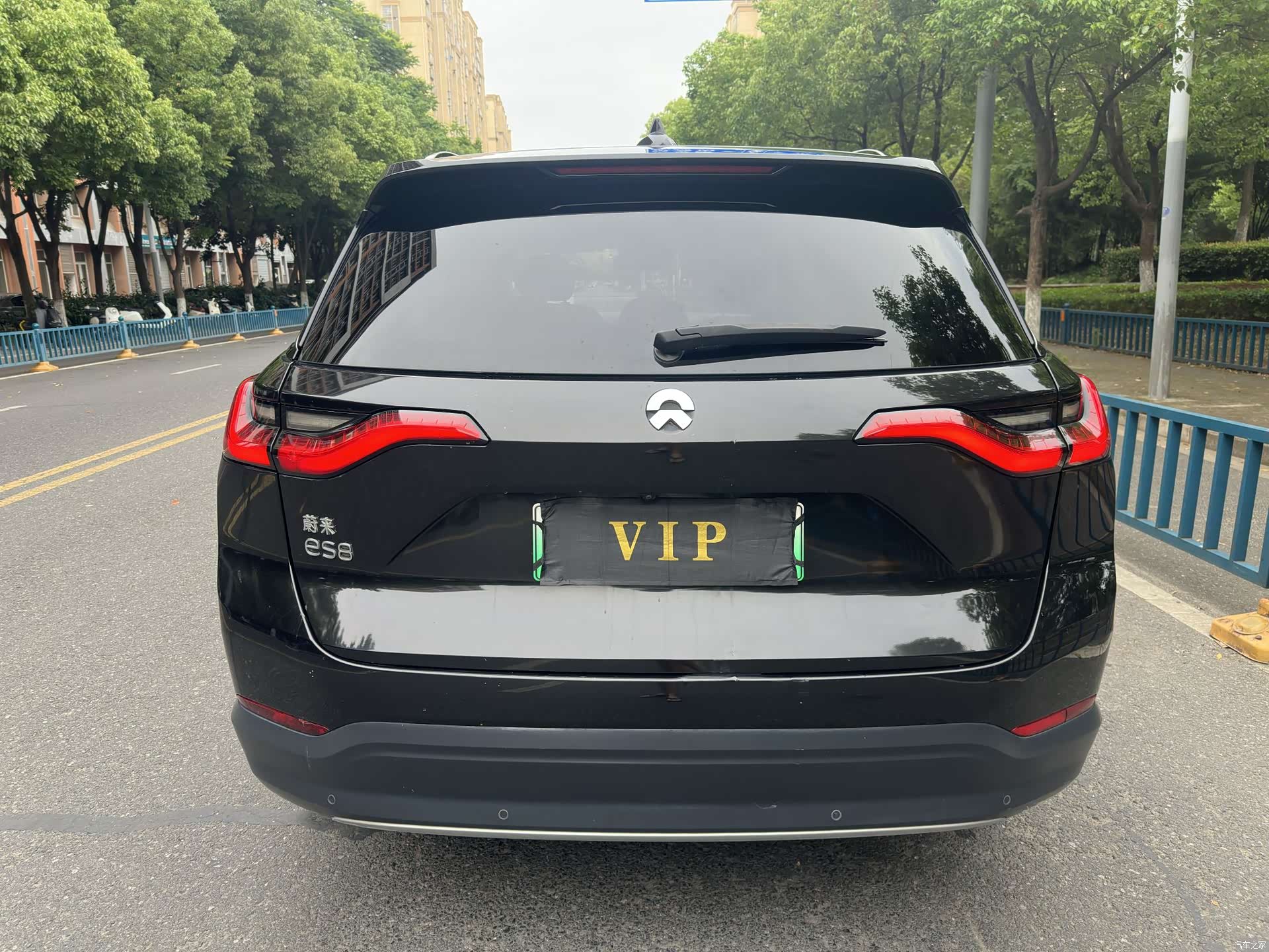 NIO ES8, 2019 13