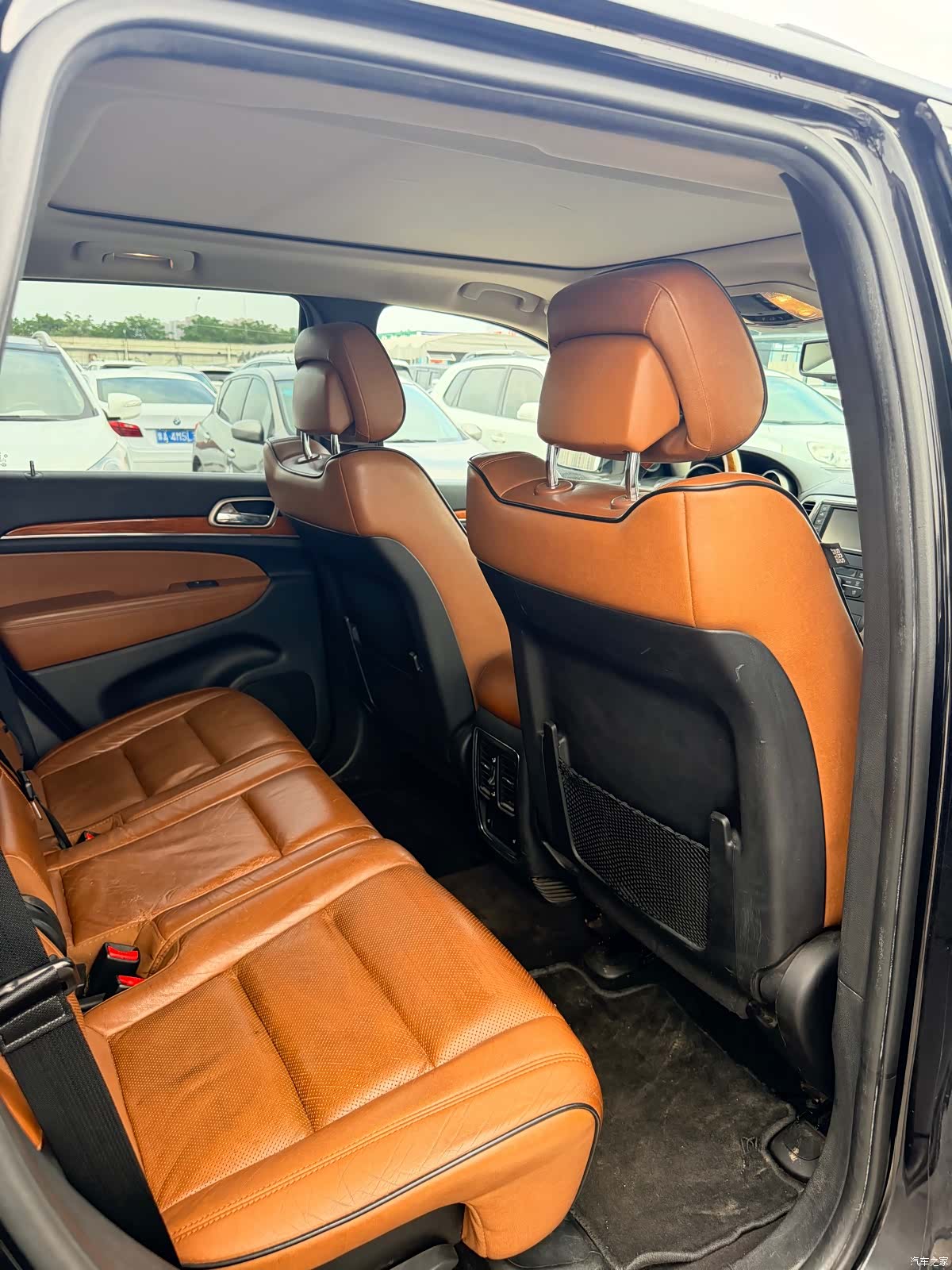 Jeep Grand Cherokee, 2012 14