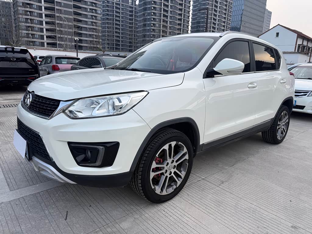 BAIC X35