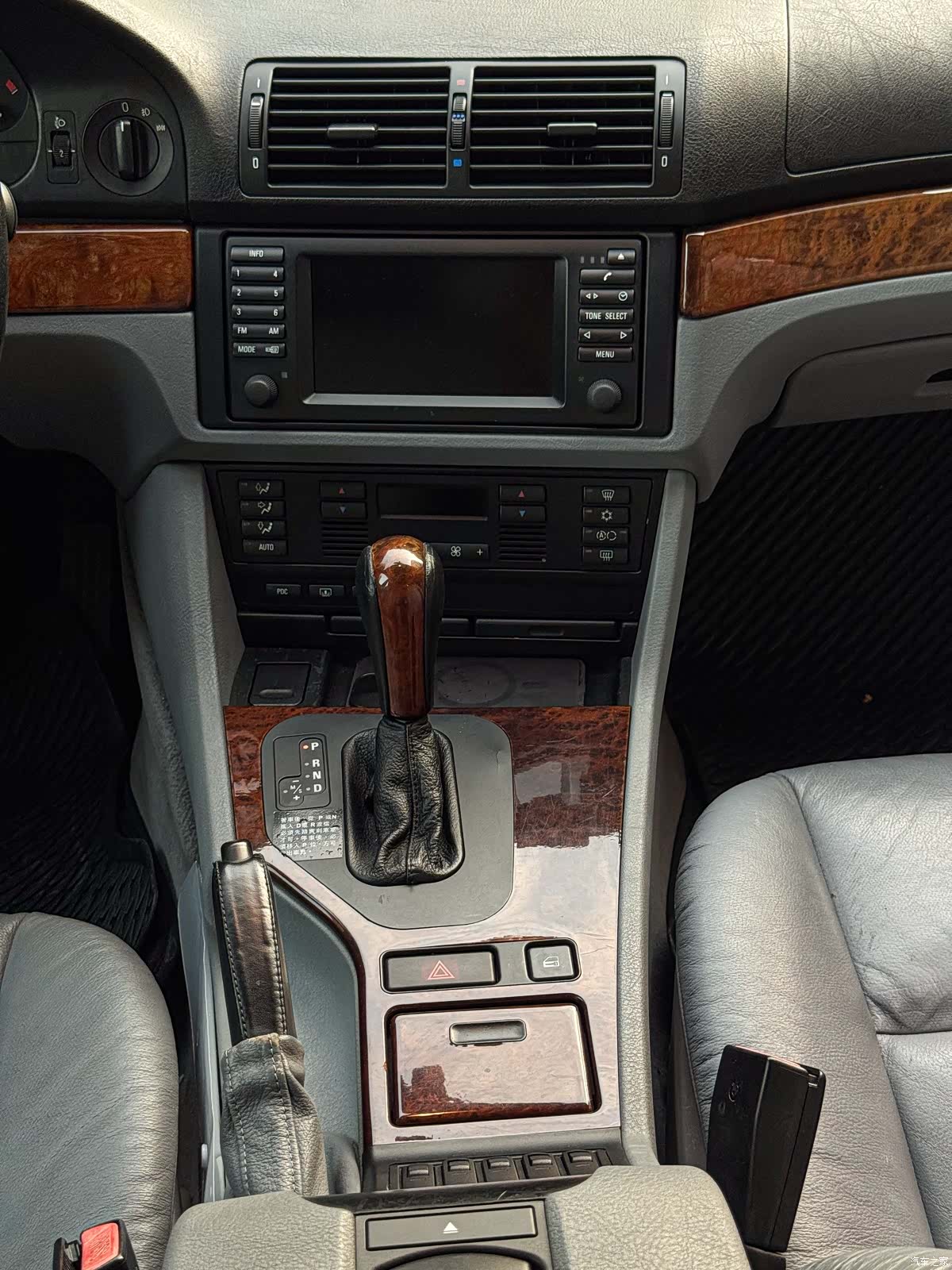 BMW 5 Series, 2002 11