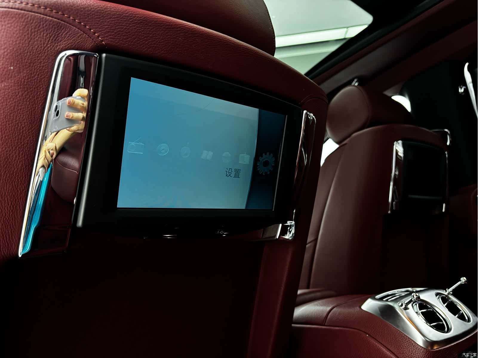 Rolls-Royce Ghost, 2016 22