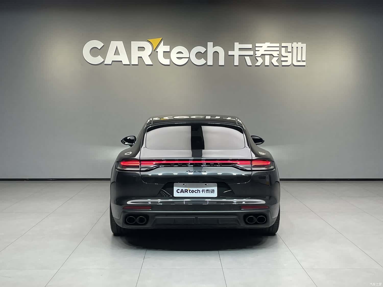 Porsche Panamera, 2023 все фото