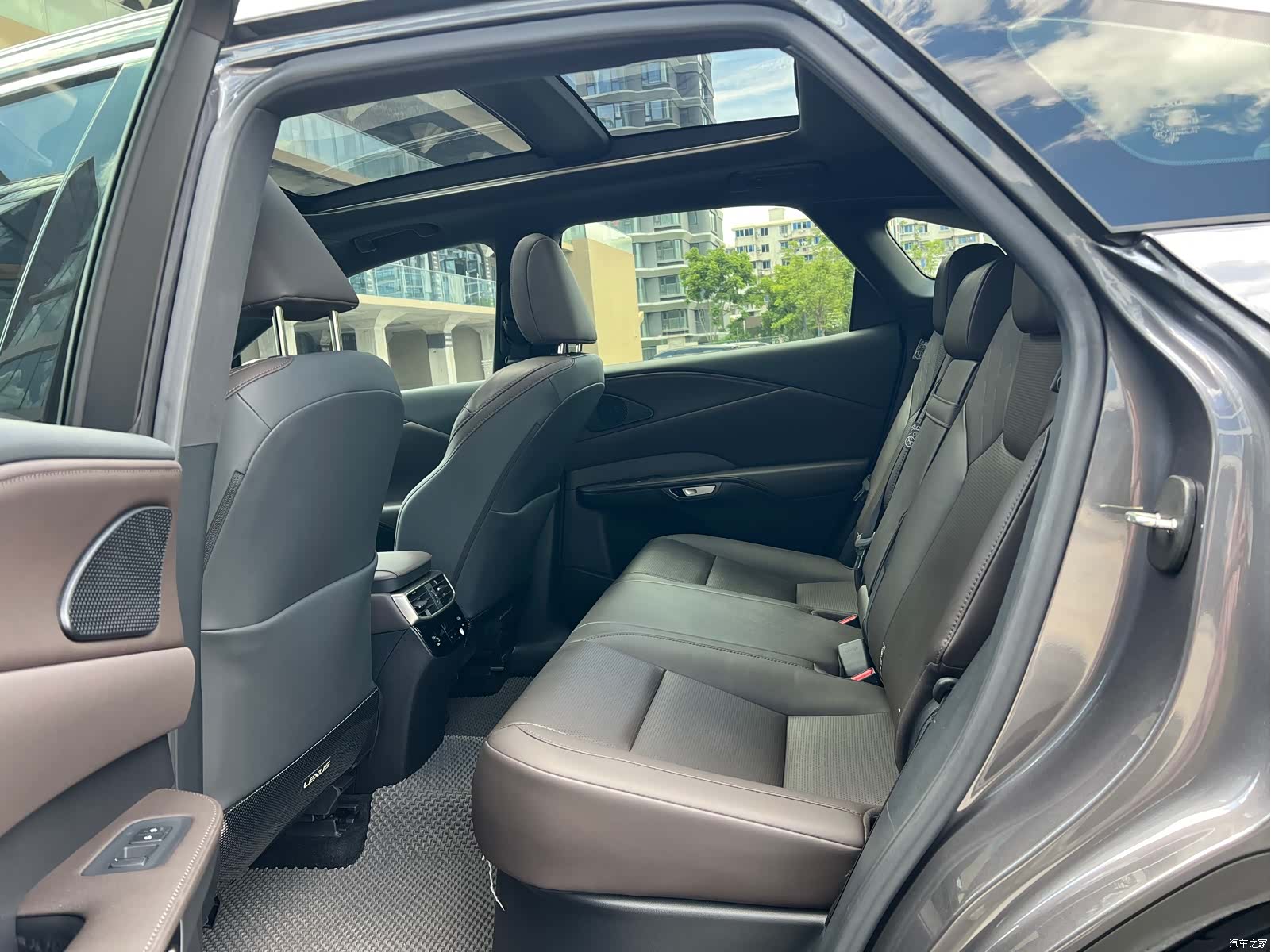 Lexus RX, 2023 8