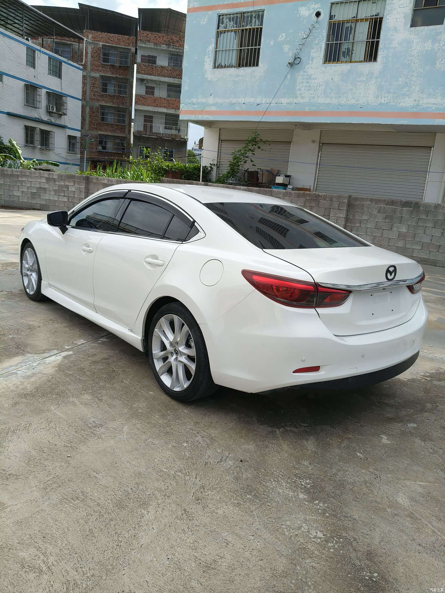 Mazda Atenza, 2018 10