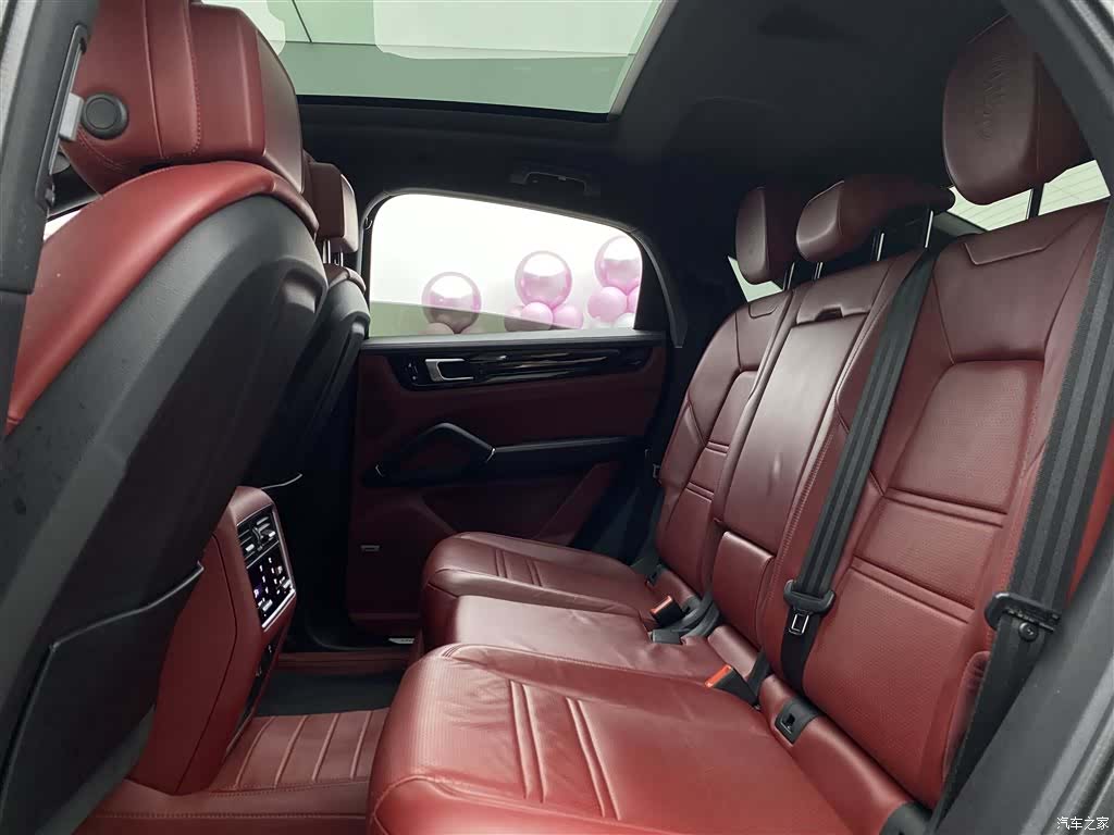 Porsche Cayenne, 2020 7