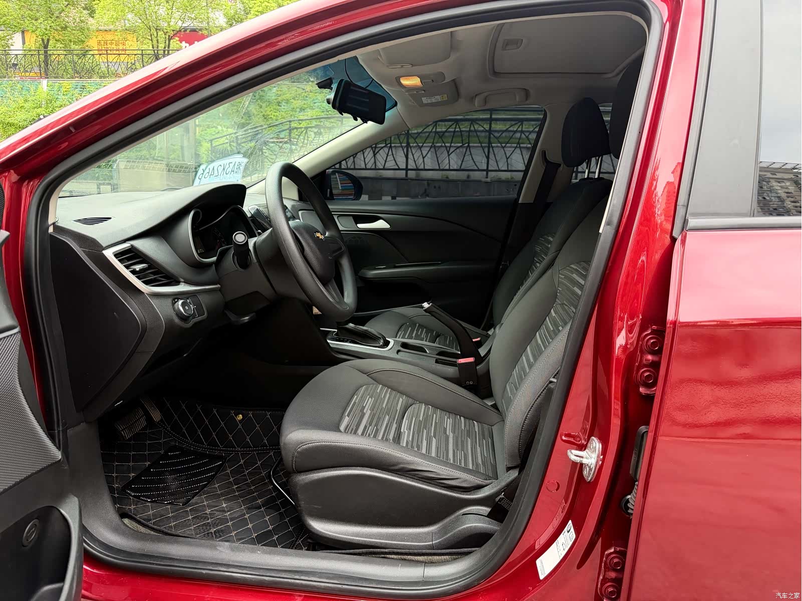 Chevrolet 320, 2018 8