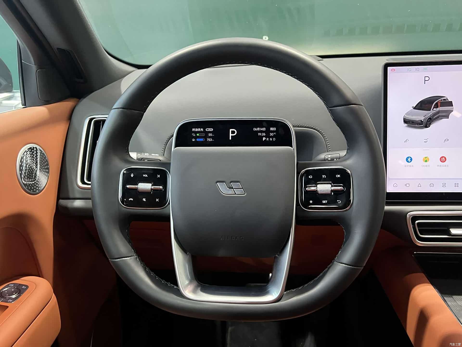 Li Auto L8, 2025 7