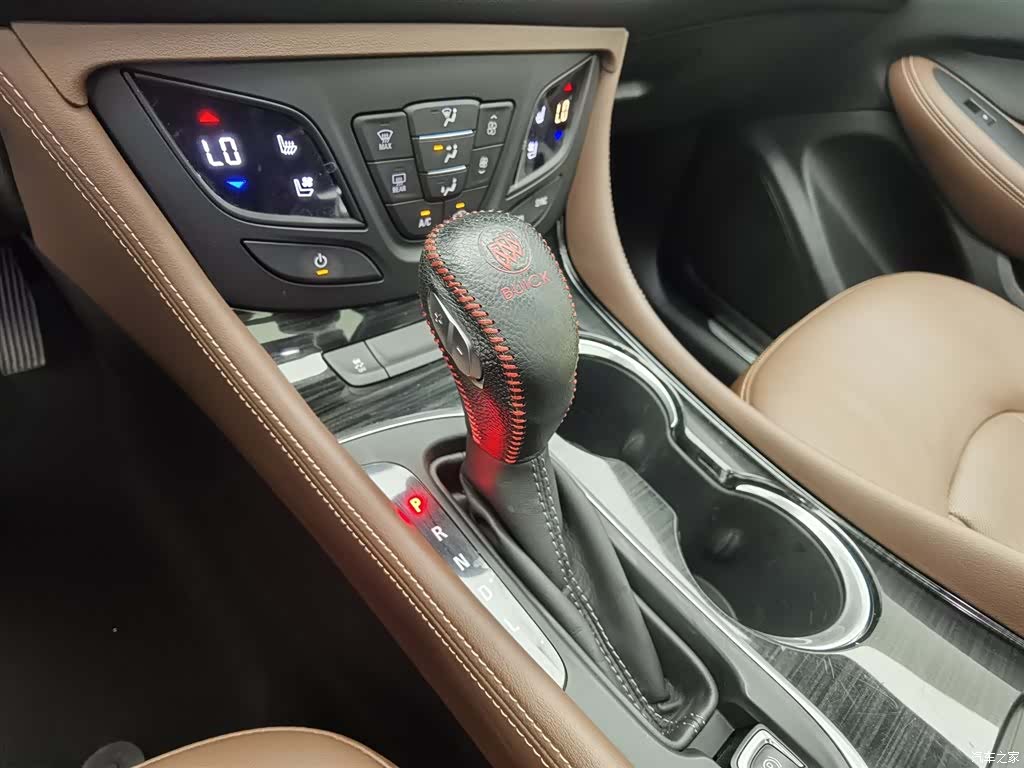Buick Envision Plus, 2020 13