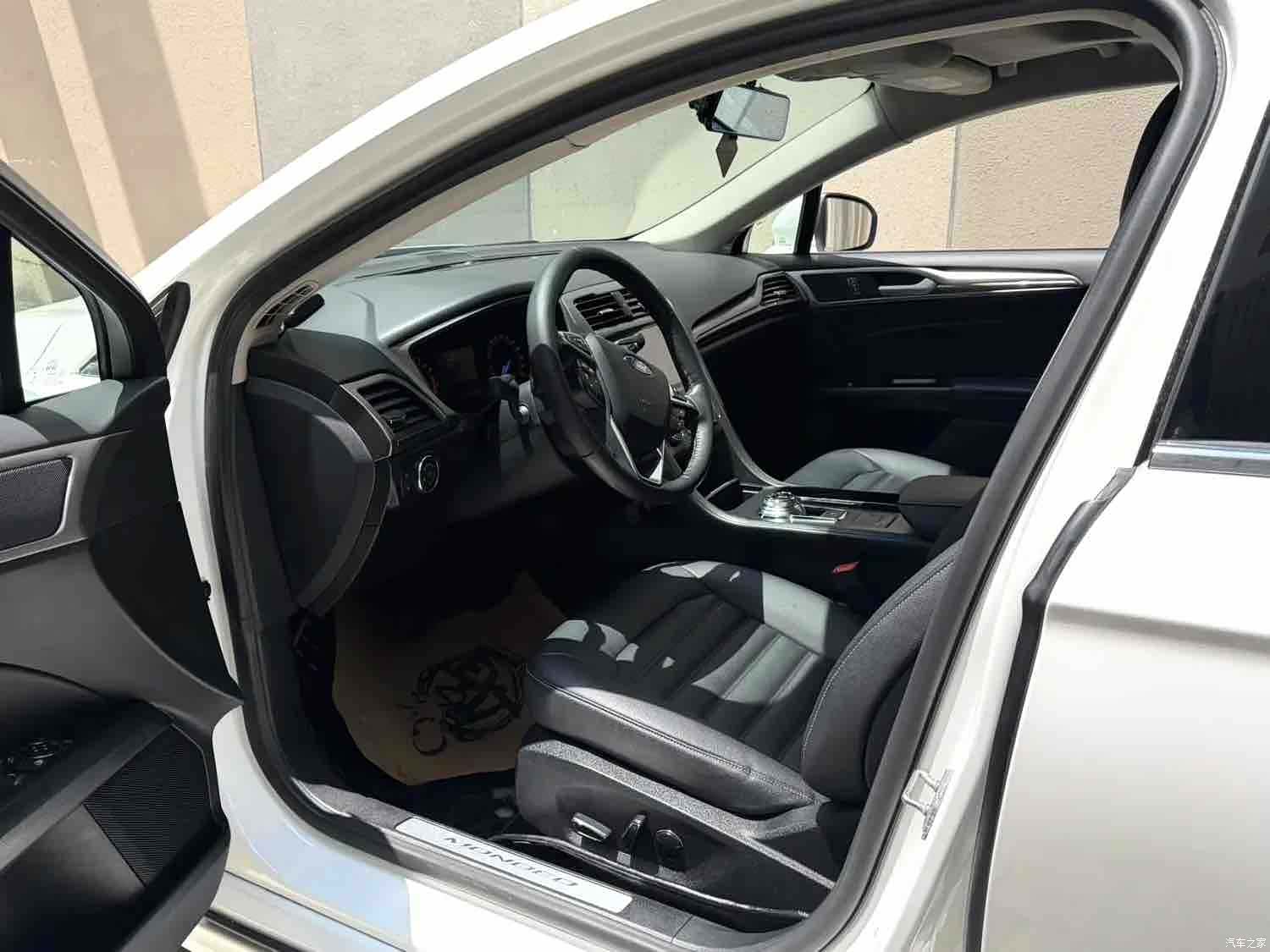 Ford Mondeo, 2020 4